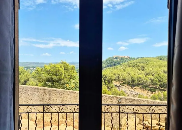La Cadiere D\'Azur, Calme Et Bien Situe